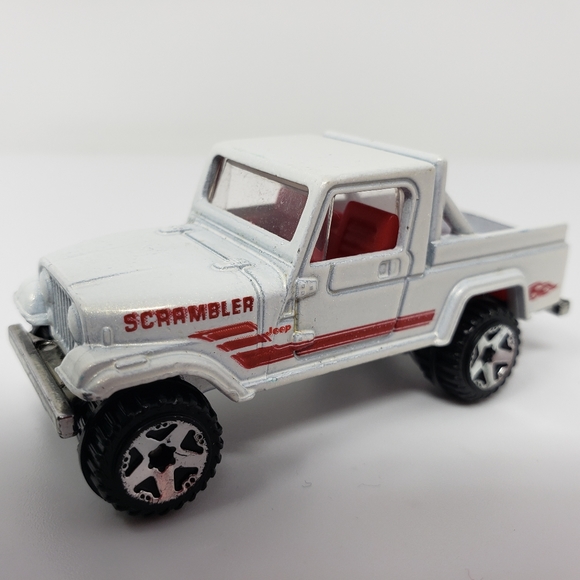 Matchbox Chrysler Jeep 2008 Scrambler CG8 Diecast - Picture 2 of 16